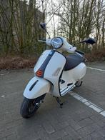 VESPA GTS 125 SUPERSPORT, Motoren, Scooter, Particulier, 125 cc, 11 kW of minder