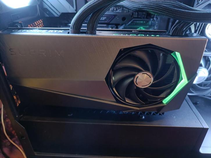 MSI RTX 4090 suprim Liquid X 24go, Computers en Software, Videokaarten, Zo goed als nieuw, Nvidia, PCI-Express 4.0, GDDR6, HDMI