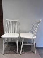 Twee witte spijlenstoelen, Huis en Inrichting, Stoelen, Ophalen, Twee, Wit, Hout