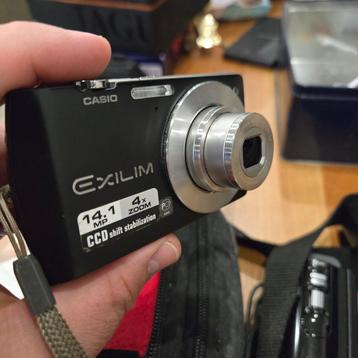 Casio Exilim 14.1mp Camera, Enlèvement ou Envoi, Comme neuf