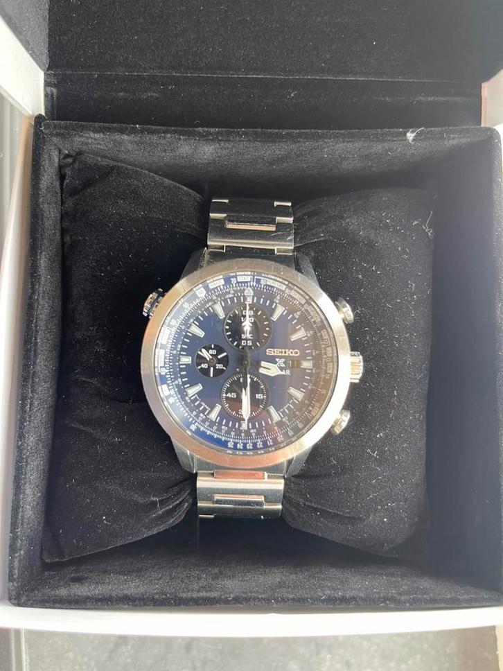 Montre SEIKO, Bijoux, Sacs & Beauté, Montres | Hommes, Comme neuf, Seiko, Acier, Cuir, Enlèvement