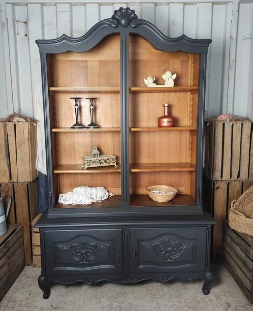 Jolie armoire patinée, Maison & Meubles, Armoires | Buffets, Comme neuf, Enlèvement ou Envoi