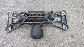 Versnellingbak steun Aut BMW 5 serie E39 540i M62 2232109476