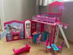 Barbie huis en accessoires, Kinderen en Baby's, Speelgoed | Poppenhuizen, Ophalen, Zo goed als nieuw, Accessoires