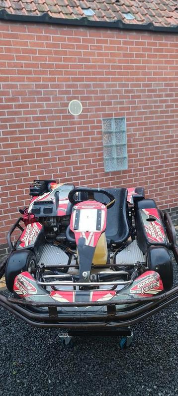 Honda 270 gx kart.  beschikbaar voor biedingen