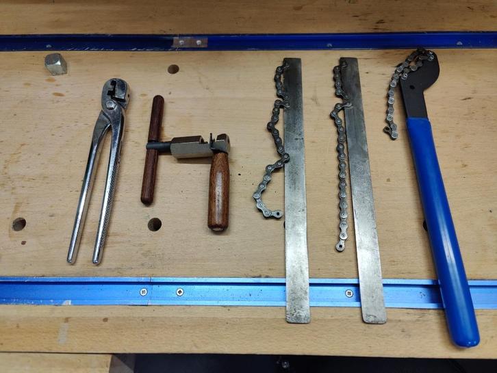 fietsgereedschap, Fietsen en Brommers, Fietsaccessoires | Fietsgereedschap, Zo goed als nieuw, Gereedschapsset, Ophalen of Verzenden