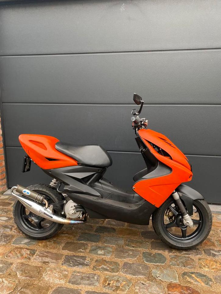 Yamaha aerox 50cc stage6 TIPTOP!, Fietsen en Brommers, Scooters | Yamaha, Zo goed als nieuw, Aerox, Klasse B (45 km/u), Benzine