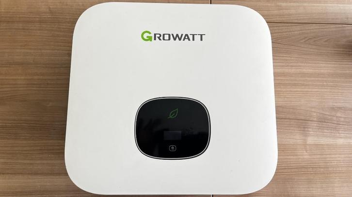 Growatt omvormer zonnepanelen diverse modellen, Hobby en Vrije tijd, Overige Hobby en Vrije tijd, Zo goed als nieuw, Ophalen