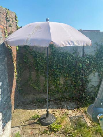 Parasol met voet – Ideaal voor tuin of terras beschikbaar voor biedingen