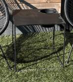 Gratis bijzet tafel met bloempot in, Ophalen