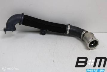 Laadluchtbuis met demper VW Passat B8 04L145762AH beschikbaar voor biedingen