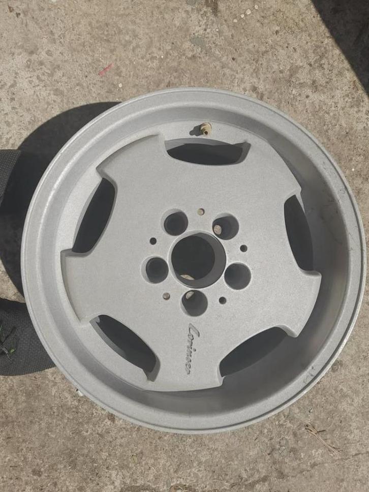 4x Très belles jantes Lorinser pour Mercedes RS90, Autos : Pièces & Accessoires, Pneus & Jantes, Jante(s), 16 pouces, Véhicule de tourisme