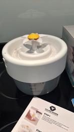 Fontaine à boire, Animaux & Accessoires, Enlèvement, Comme neuf