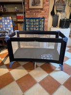 Lit parapluie marque Ho Baby, Enlèvement, Utilisé, Lit