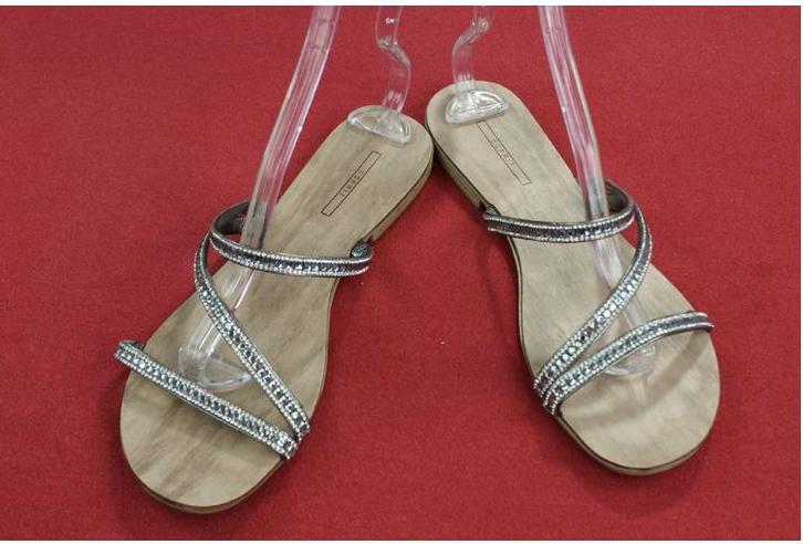 sandales, Vêtements | Femmes, Chaussures, Comme neuf, Sandales et Mûles, Autres couleurs, Enlèvement ou Envoi