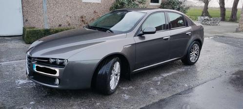 Alfa Romeo 159 1.9JTDm 16V, Auto's, Alfa Romeo, Particulier, Mistlampen, Trekhaak, Diesel, Euro 4, Berline, 4 deurs, Handgeschakeld