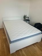 Ikea Bed Frame + Mattress 140x200, Huis en Inrichting, Ophalen, 140 cm, Matras, 200 cm