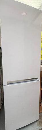 Koelkaast Diepvries BEKO, Elektronische apparatuur, Koelkasten en IJskasten, Ophalen, Zo goed als nieuw
