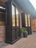 2x massief houten buffetkast/vitrinekast, Ophalen of Verzenden, Zo goed als nieuw