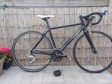Racefiets Triban unisex maat 50 beschikbaar voor biedingen
