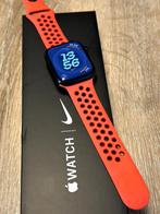 Apple Watch 7 Wifi + 4G Nike editie, Handtassen en Accessoires, Apple Watch, Gebruikt, IOS, Zwart