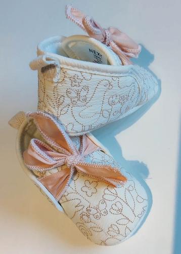 Baby kleding maat 62/68 beschikbaar voor biedingen