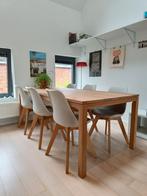 6 stoelen kunstof kuipvorm + eiken poten, Ophalen, Zo goed als nieuw, Kunststof