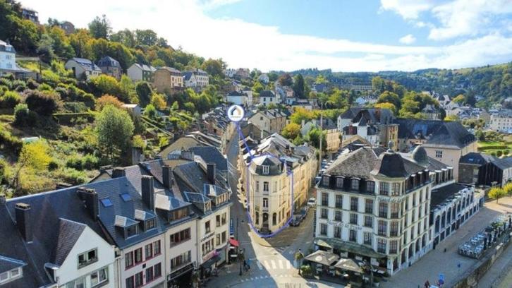 Bouillon: charmant gebouw bestaande uit 2 handelspanden., Immo, Huizen en Appartementen te koop, Provincie Luxemburg, tot 200 m²