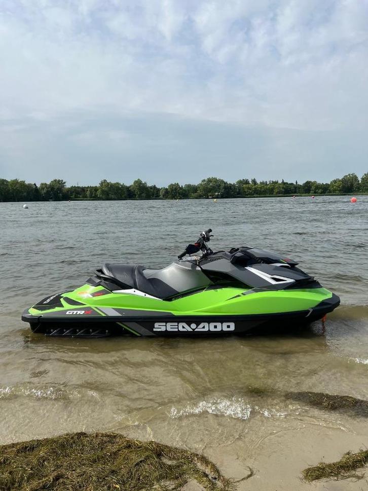 Sea Doo GTR-X 230 + Riba Trailer : 50 vaaruren, Watersport en Boten, Jetski's en Waterscooters, Gebruikt, 200 pk of meer, Benzine