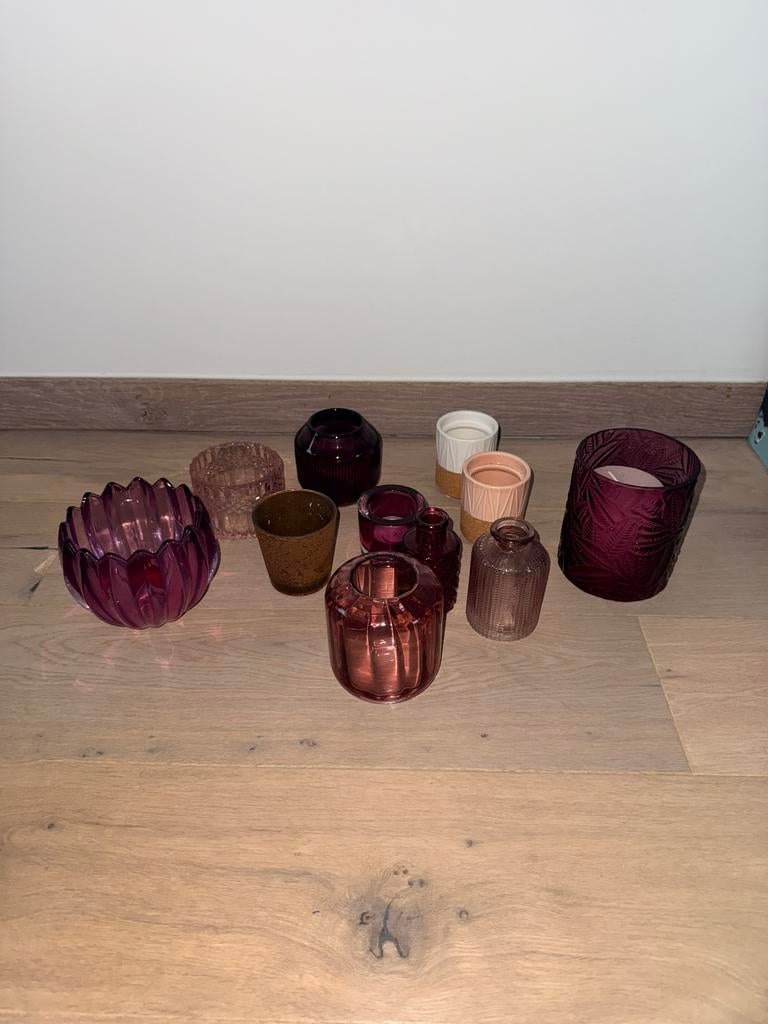 Grote set paarse / bordeaux theelichthouders & glaasjes, Maison & Meubles, Accessoires pour la Maison | Bougeoirs & Bougies, Comme neuf
