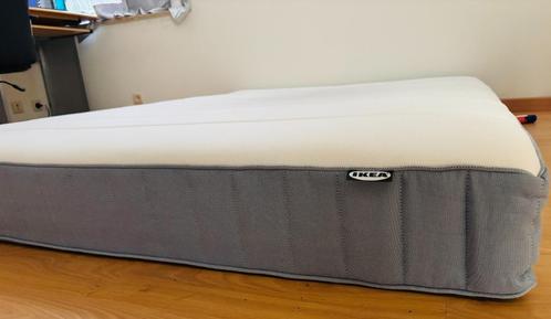 IKEA Matress King Size 180 X 200 Size, Huis en Inrichting, Slaapkamer | Matrassen en Bedbodems, Zo goed als nieuw, Matras, 180 cm