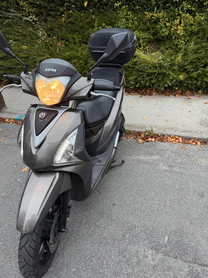 SYM SYMPHONY 125CC ALS NIEUW KLAAR OM TE RIJDEN 1250€!, Motoren, Motoren | Overige merken, Particulier, Scooter, 11 kW of minder