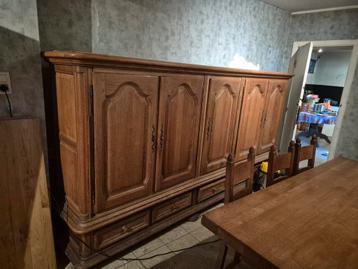 Eetkamer meubels  beschikbaar voor biedingen