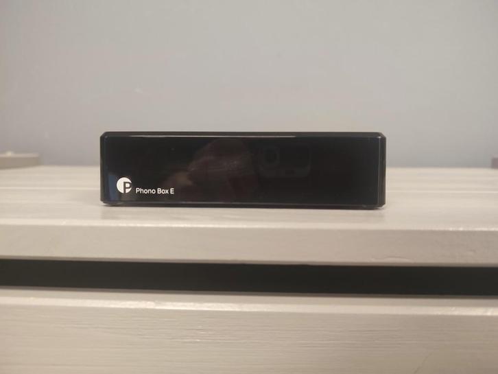 Pro-Ject | Phono Box E Voorversterker MM | Zwart, Audio, Tv en Foto, Versterkers en Ontvangers, Zo goed als nieuw, Minder dan 60 watt