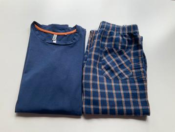 Woody pyjama 14 jaar beschikbaar voor biedingen