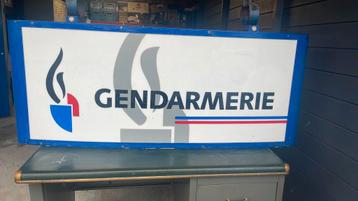 Rare grande enseigne lumineuse ancienne gendarmerie belge beschikbaar voor biedingen