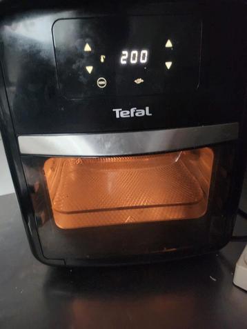 Airfryer vierkant beschikbaar voor biedingen