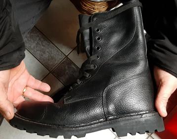 COMBAT BOOTS MAAT 44