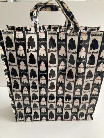 Harrods reclame tas met Black and White Schotse terriers  beschikbaar voor biedingen