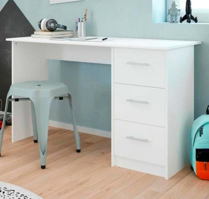 Wit bureau.mooie staat!, Huis en Inrichting, Bureaus, Bureau, Ophalen