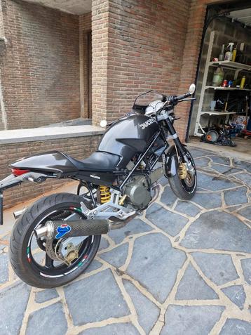 Ducati monster 600cc, Particulier