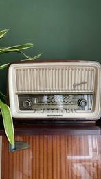 Vintage radio ‘Gavotte’, Antiek en Kunst, Ophalen