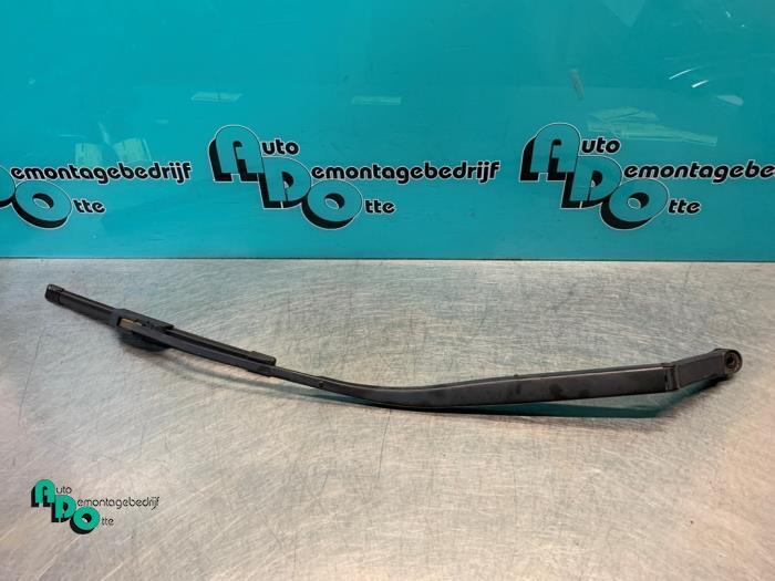 Ruitenwisserarm voor van een Chevrolet Matiz (Matiz 05-), Auto-onderdelen, Ruiten en Toebehoren, Chevrolet, Gebruikt, 3 maanden garantie
