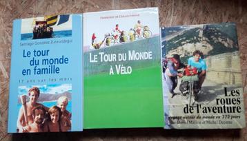 3 livres de voyage beschikbaar voor biedingen