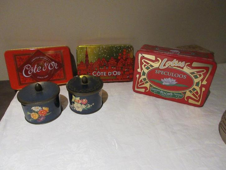 Blikken dozen Côte d'Or en Lotus blikken doos verzameling, Verzamelen, Blikken, Ophalen