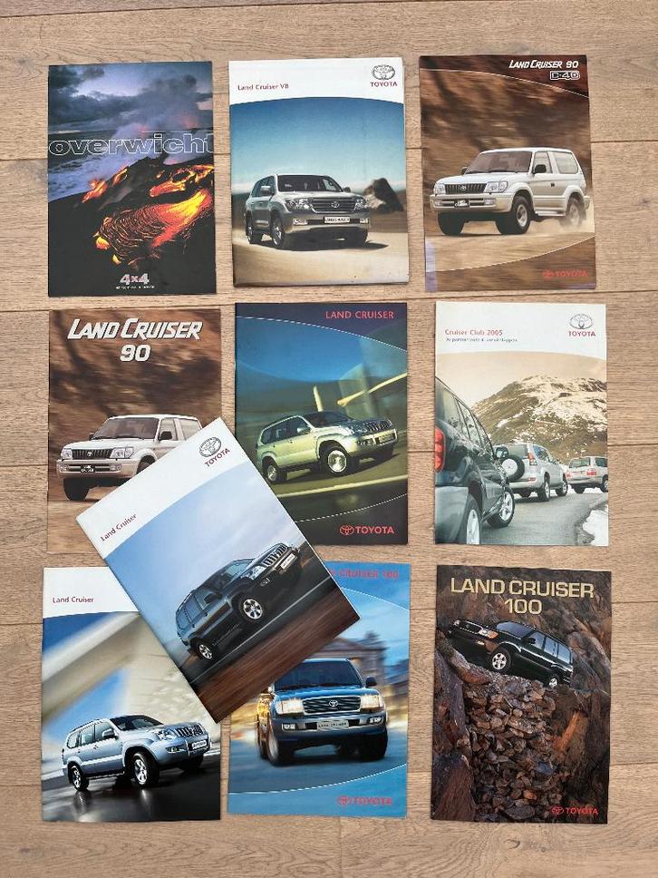 TOYOTA LANDCRUISER - BROCHURES, Livres, Autos | Brochures & Magazines, Toyota, Enlèvement ou Envoi