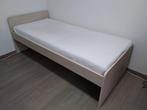 Eenpersoonsbed + matras + donsdeken, Huis en Inrichting, Slaapkamer | Bedden, Ophalen