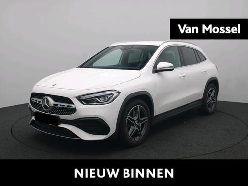 Mercedes-Benz GLA 200 AMG Line + LED + PARKEERSENSOREN + CAM, Auto's, Mercedes-Benz, Bedrijf, Te koop, GLA, Centrale vergrendeling