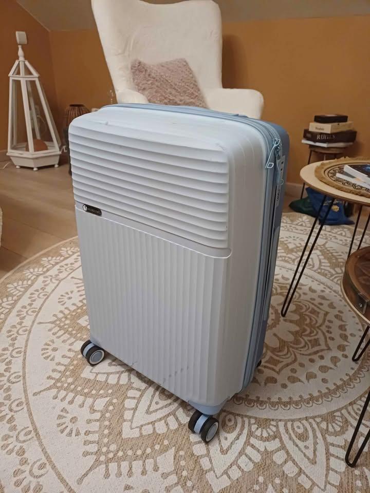 Valise rigide et robuste horizon taille M, Bijoux, Sacs & Beauté, Valises, Comme neuf, Clé, Poignée extensible, Roulettes, Enlèvement