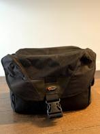 Lowepro stealth reporter d550 aw, Audio, Tv en Foto, Foto | Cameratassen, Ophalen, Gebruikt, Schoudertas, Lowepro